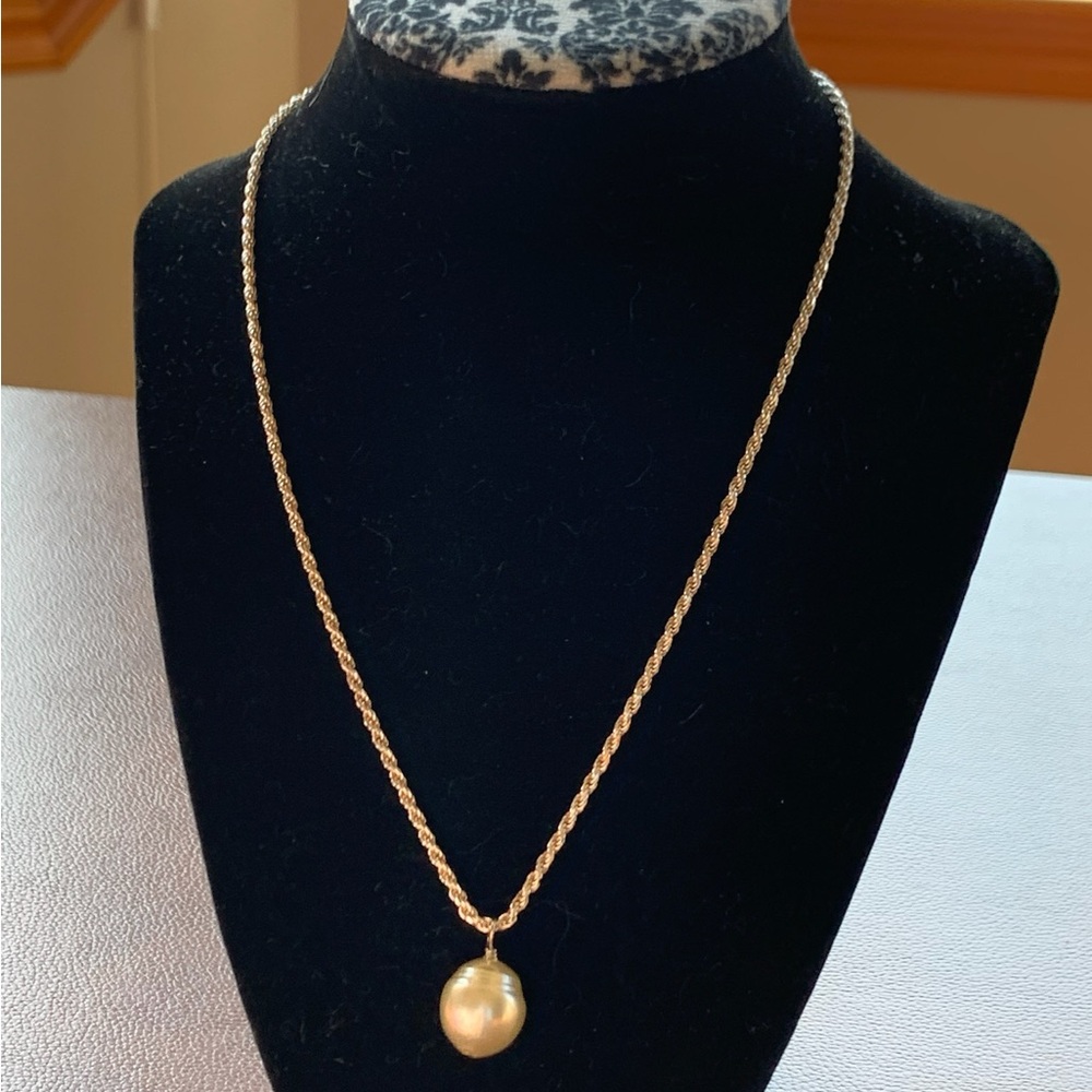 Elegant Italian Silver Pearl Necklace